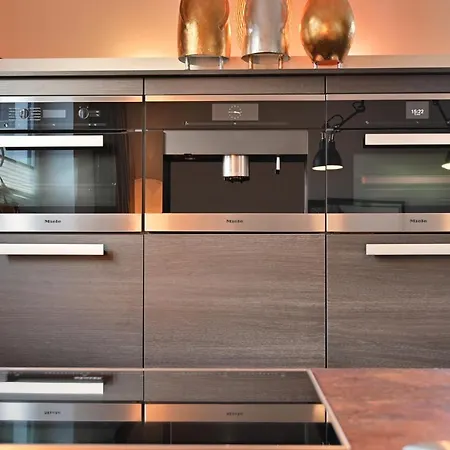 Apartment Luxus-ferienwohnung In Flensburger Innenstadt - Schmuckstuck