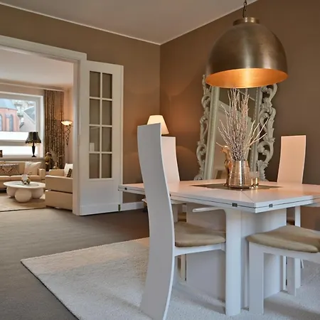 Appartement Luxus-ferienwohnung In Flensburger Innenstadt - Schmuckstuck