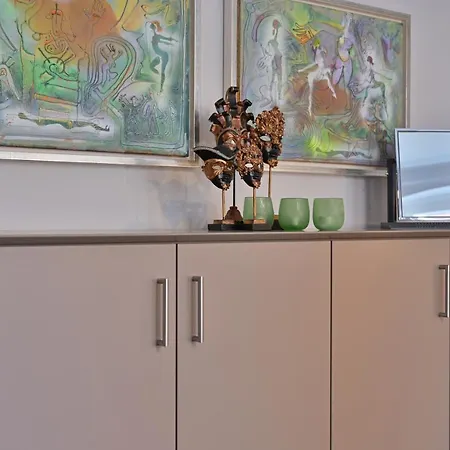 Luxus-ferienwohnung In Flensburger Innenstadt - Schmuckstuck Apartment *