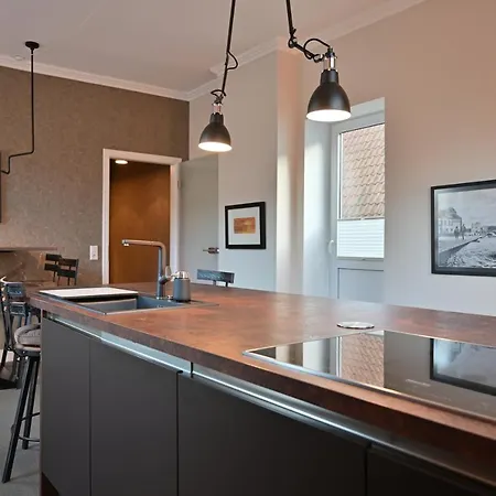 Luxus-ferienwohnung In Flensburger Innenstadt - Schmuckstuck *